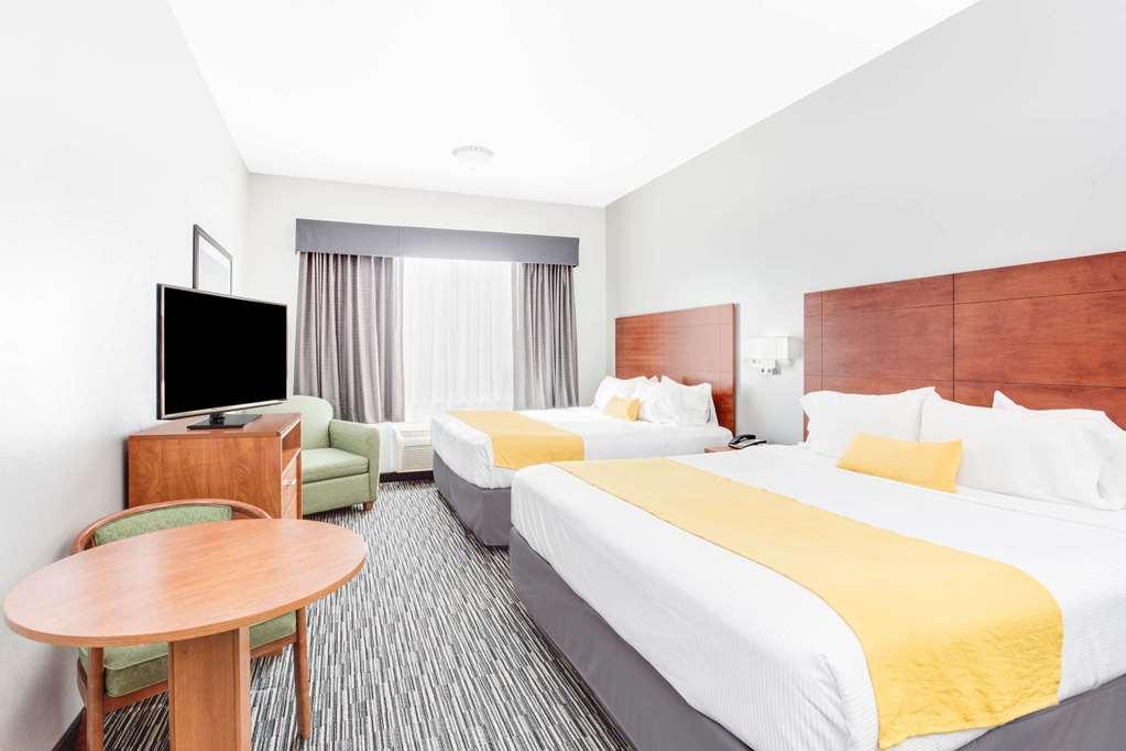 Hotel Ramada By Wyndham Marina Habitación foto